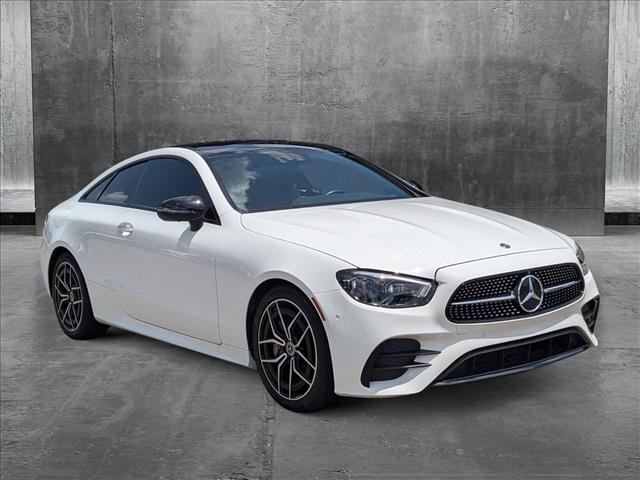 2022 Mercedes Benz E 450 Coupe photo 3