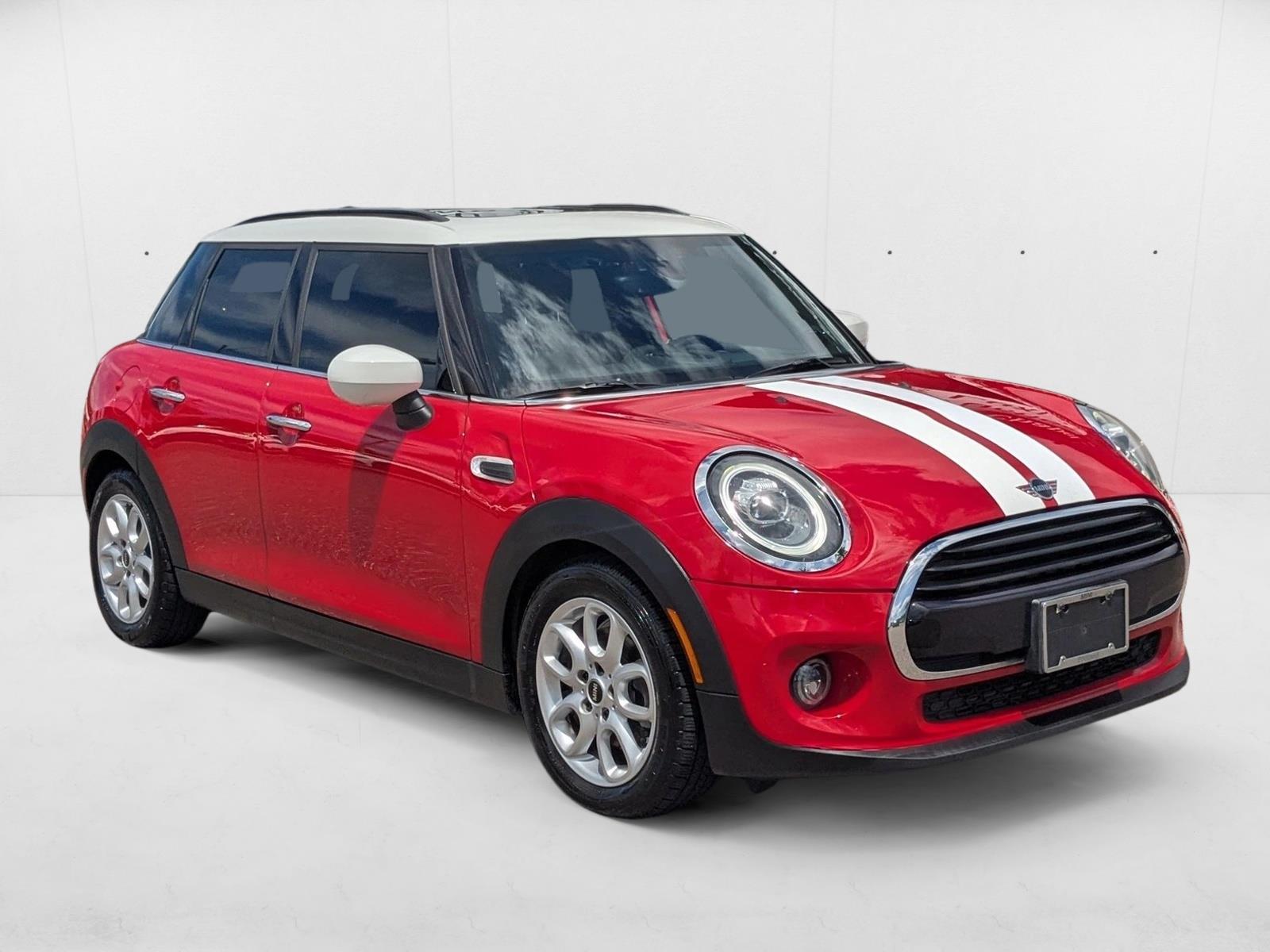 2020 Mini Cooper 4 Door Hardtop photo 3