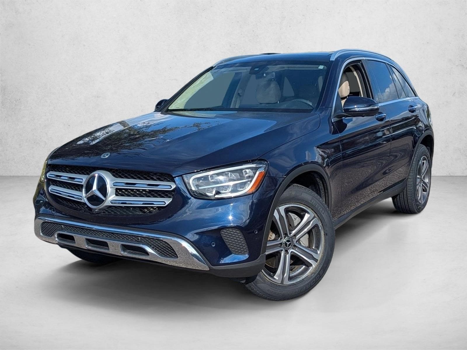 2021 Mercedes-Benz GLC GLC300's photo