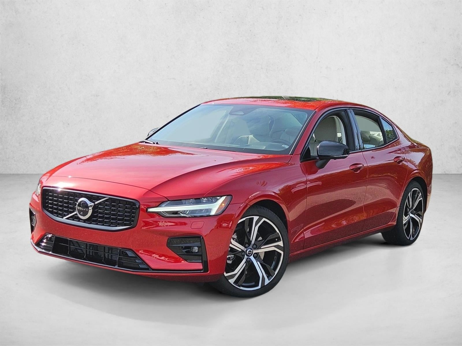 2024 Volvo S60 B5 Plus Dark Theme's photo