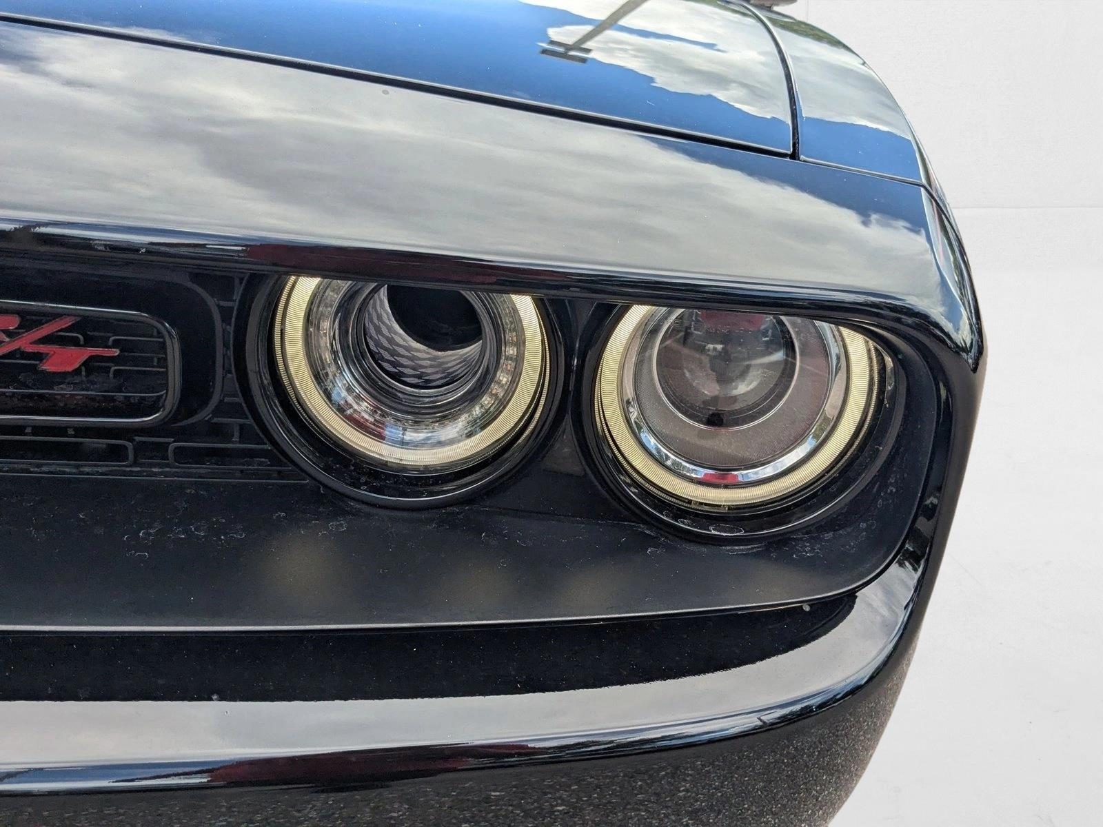 2022 Dodge Challenger R/T photo 2