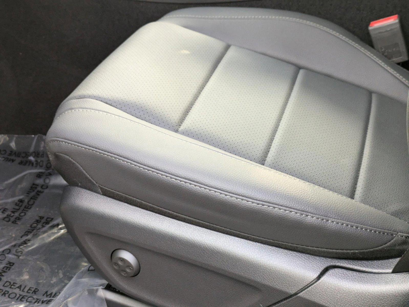 2025 Mercedes Benz GLE 450 4MATIC photo 4