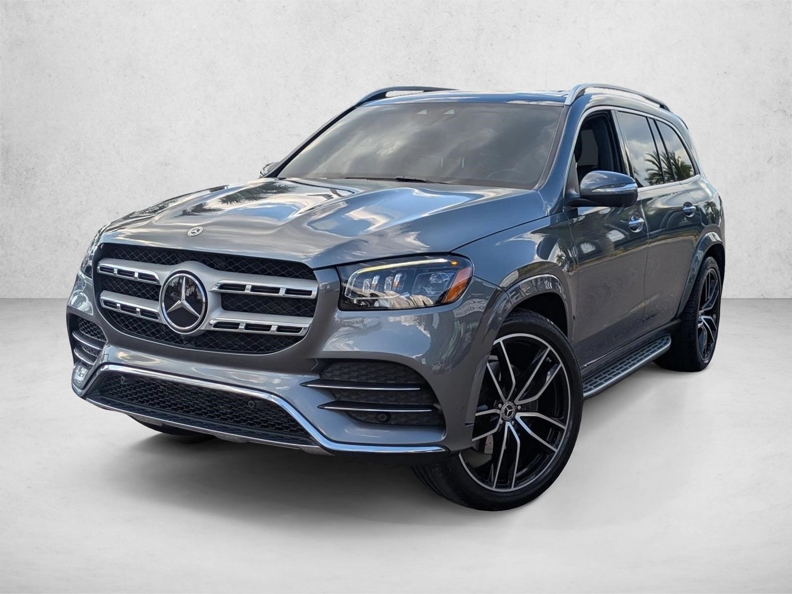 2023 Mercedes-Benz GLS Base's photo