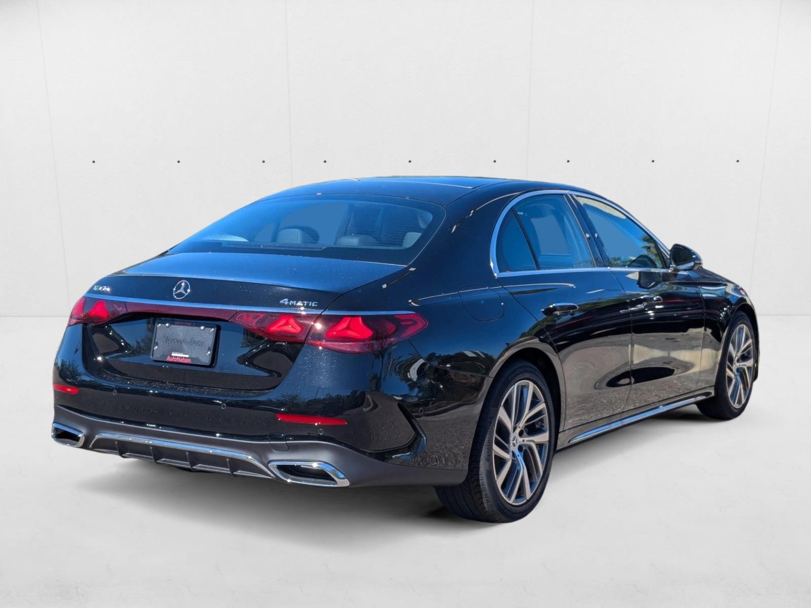 2025 Mercedes Benz E 350 4MATIC photo 2