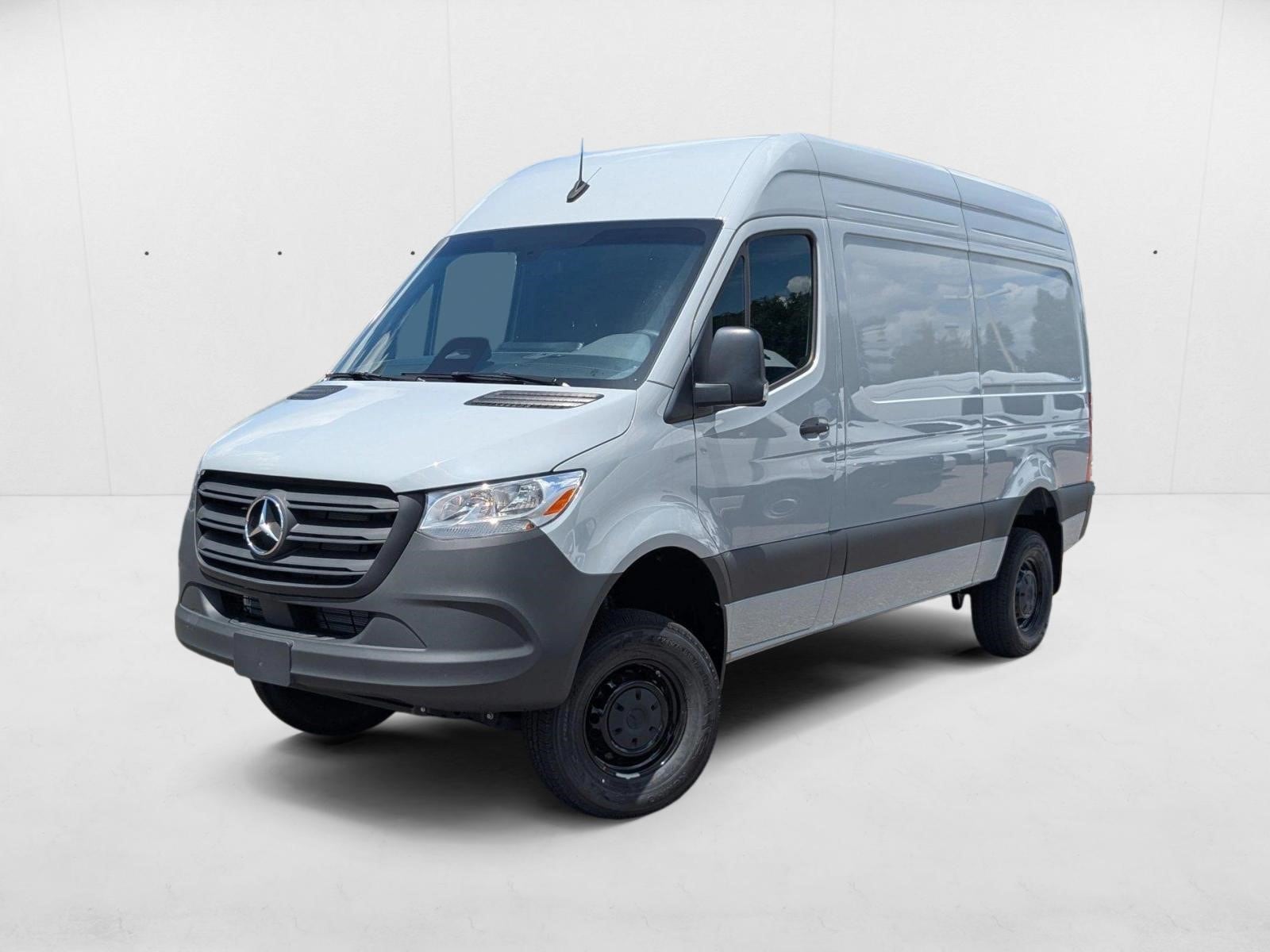2025 Mercedes-Benz Sprinter Cargo Van Base's photo
