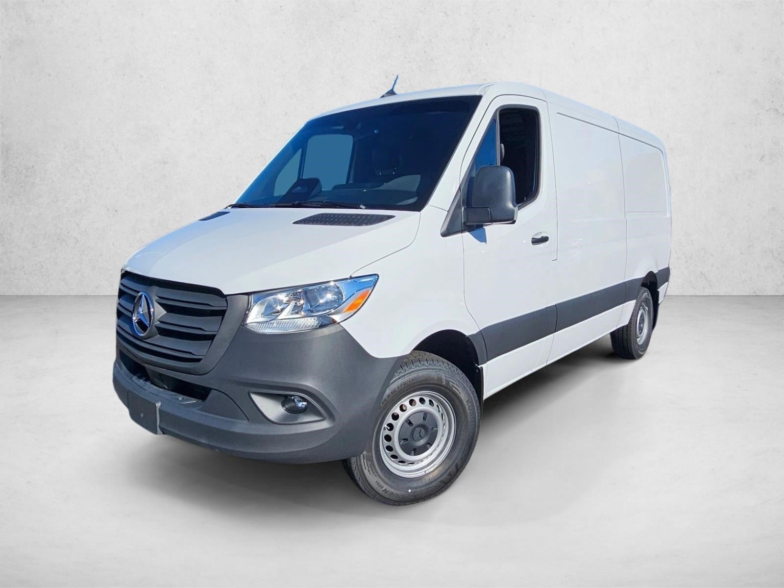 2025 Mercedes-Benz Sprinter Cargo Van Base's photo