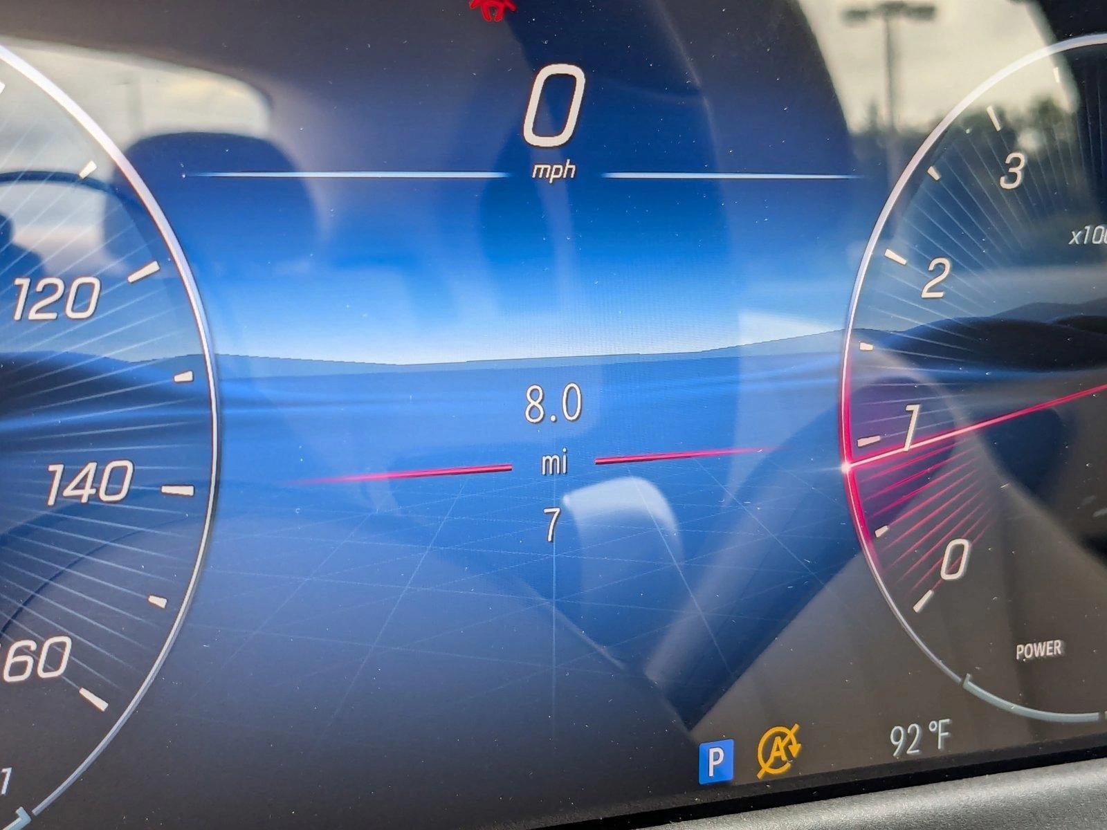 2025 Mercedes-Benz E-Class E350 - Photo 10