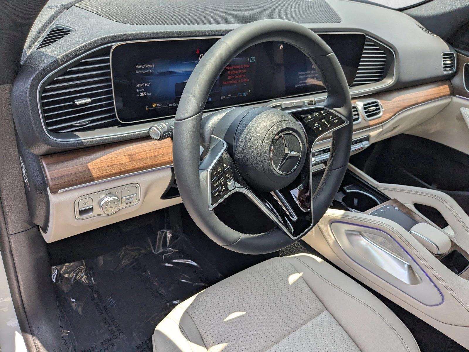 2025 Mercedes Benz GLE 450 4MATIC photo 2