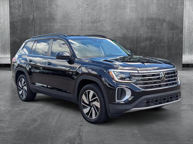 2024 Volkswagen Atlas SE Technology photo 3