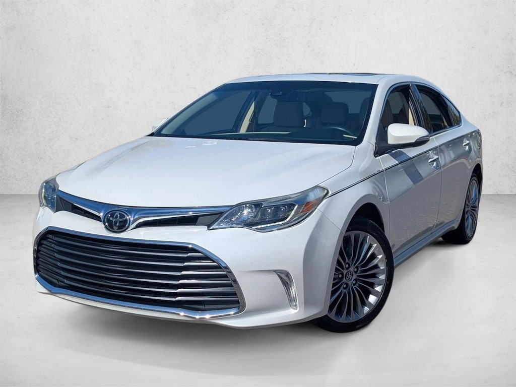 Used 2017 Toyota Avalon Limited Sedan
