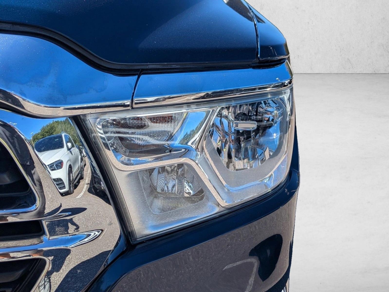 2022 Ram 1500 Big Horn Lone Star photo 3