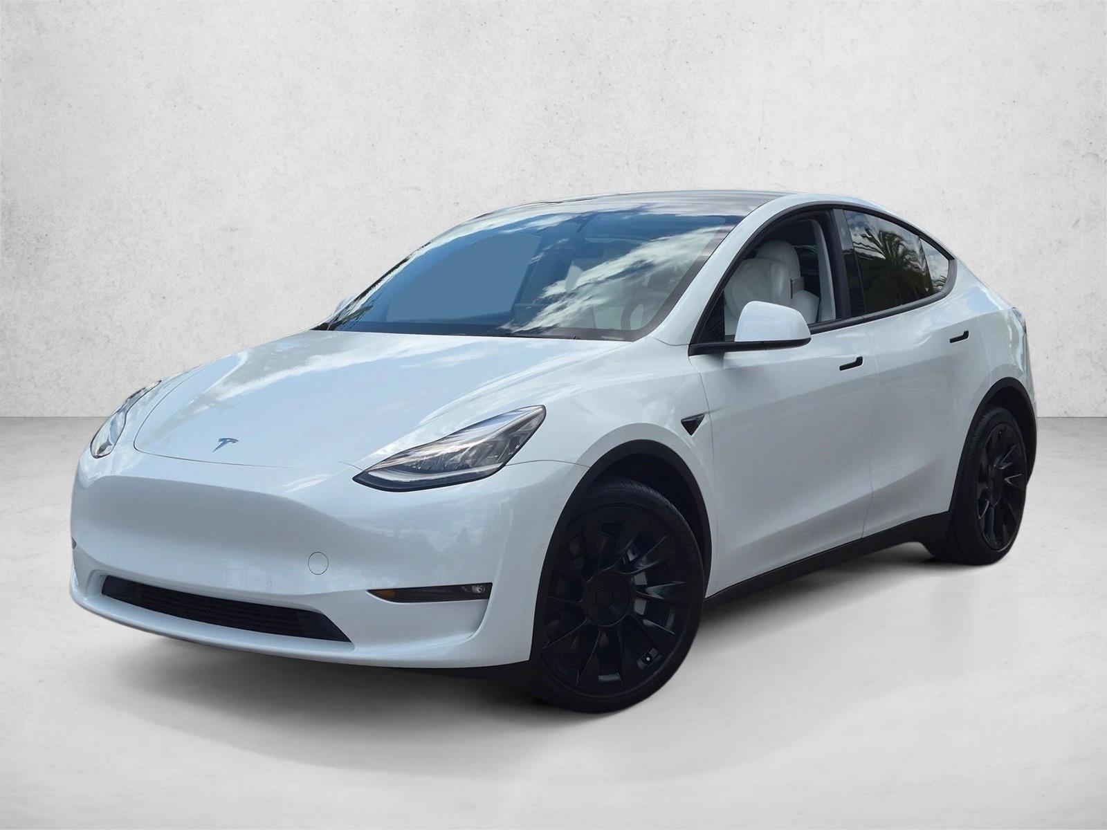 2021 Tesla Model Y Long Range Dual Motor All-Wheel Drive's photo