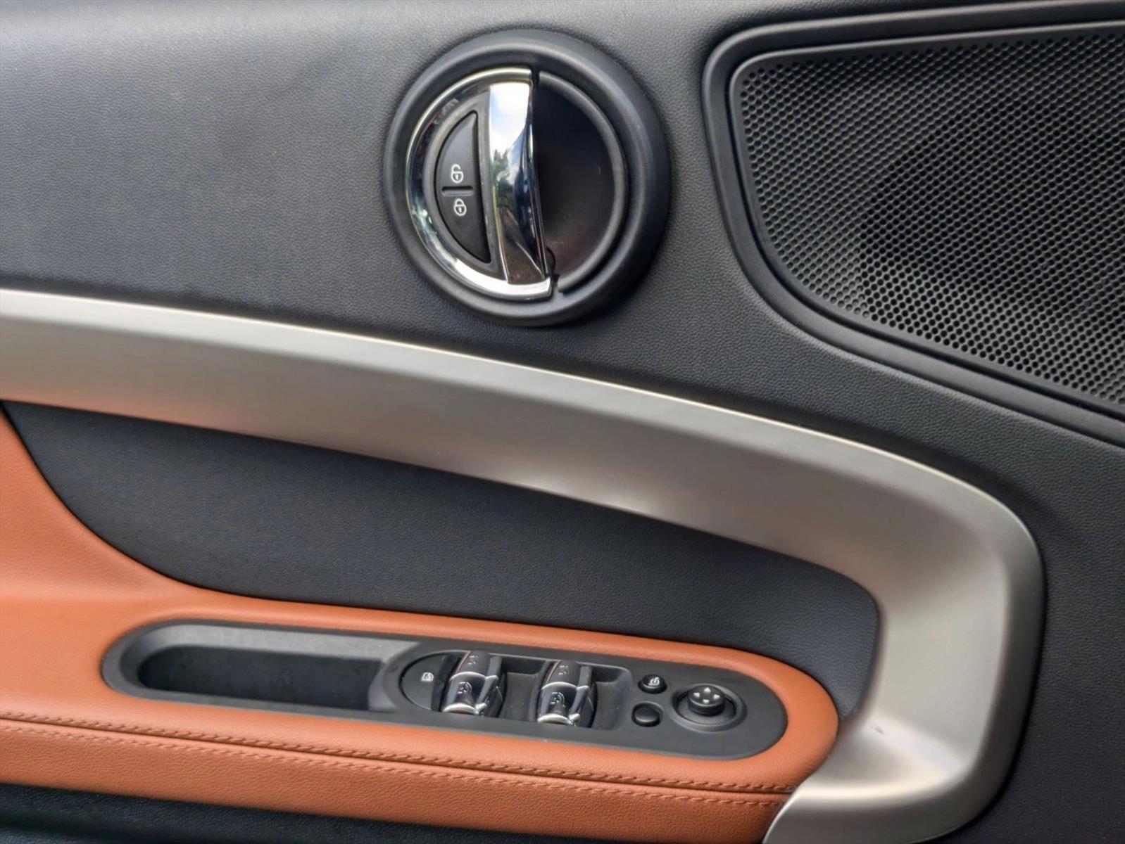 2024 Mini Countryman S photo 2