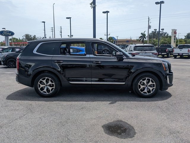 2022 Kia Telluride EX photo 4