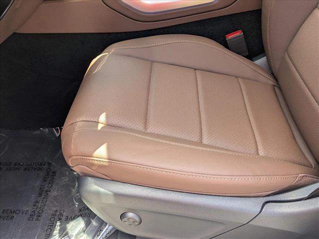 2025 Mercedes Benz GLE 350 4MATIC photo 4