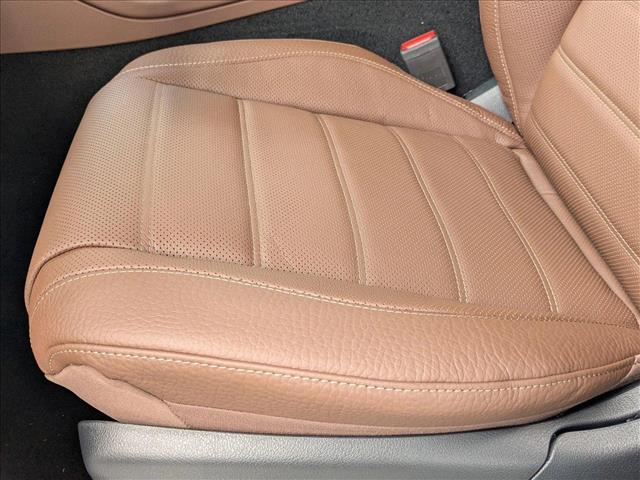 2025 Mercedes Benz GLE 350 4MATIC photo 4