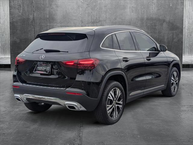 2025 Mercedes Benz GLA 250 photo 2