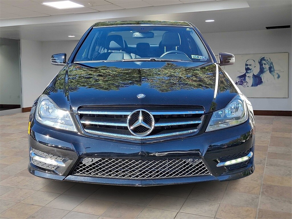 2014 Mercedes Benz C 300 Sedan photo 2