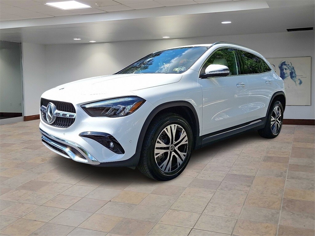 2025 Mercedes Benz GLA 250 4MATIC photo 3