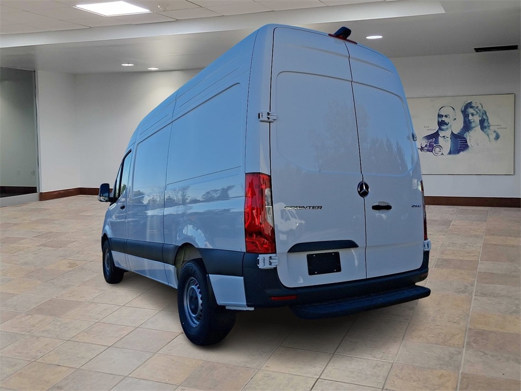New 2025 Mercedes-Benz Sprinter 2500 Standard Roof 4-Cyl Diesel Van Cargo Van