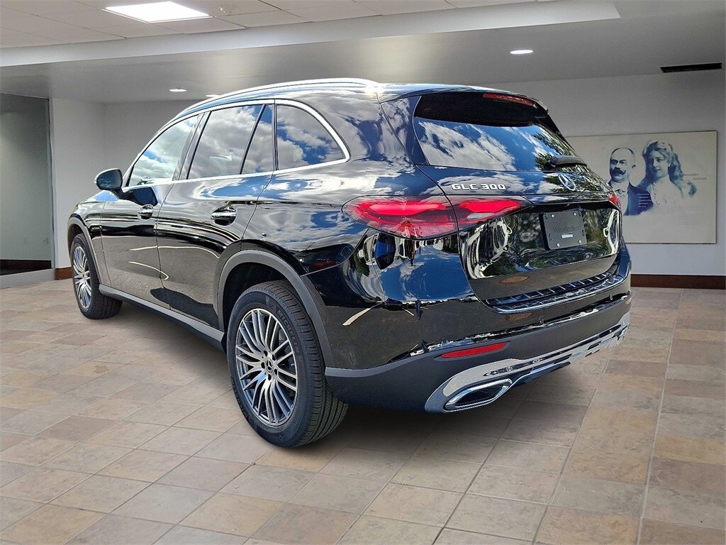 New 2026 Mercedes-Benz GLC 300 4MATIC SUV