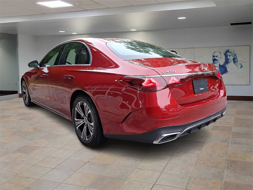 2024 Mercedes Benz E 450 Sedan photo 4