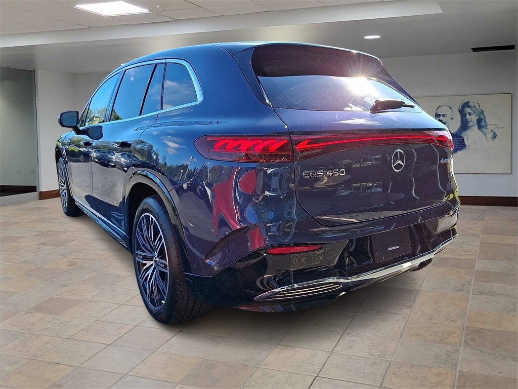 2023 Mercedes Benz EQS SUV 450 4MATIC photo 4