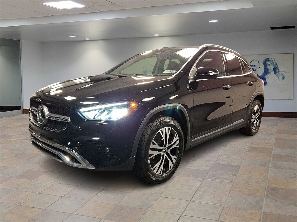 2025 Mercedes Benz GLA 250 4MATIC photo 3
