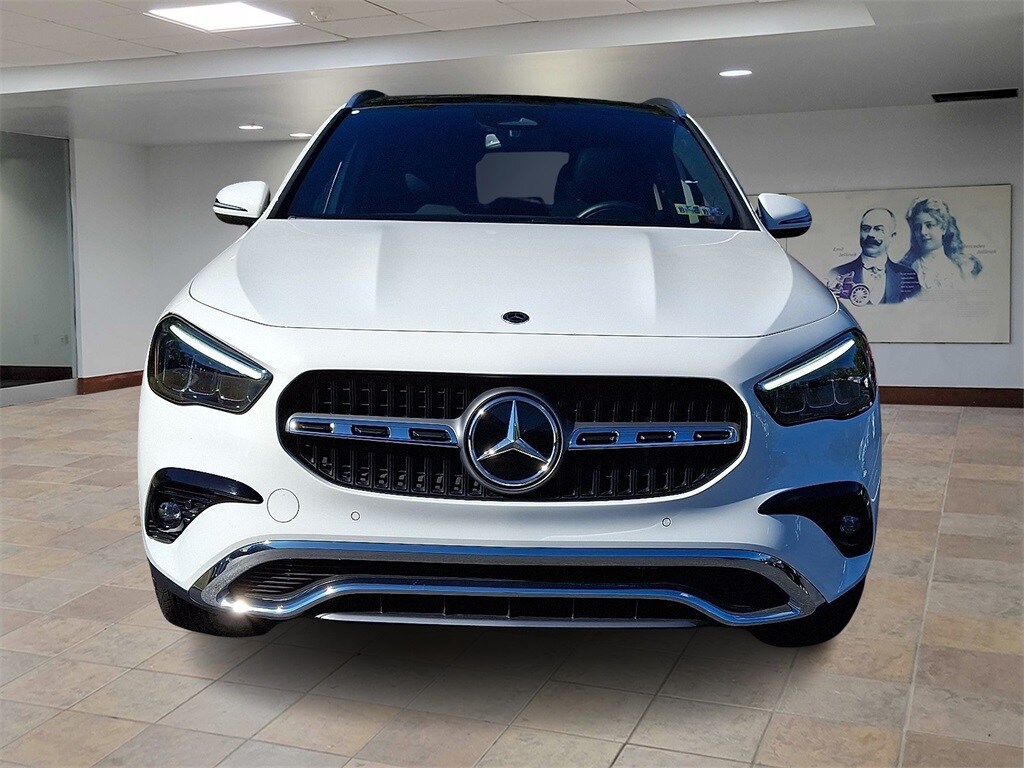 2025 Mercedes Benz GLA 250 4MATIC photo 2