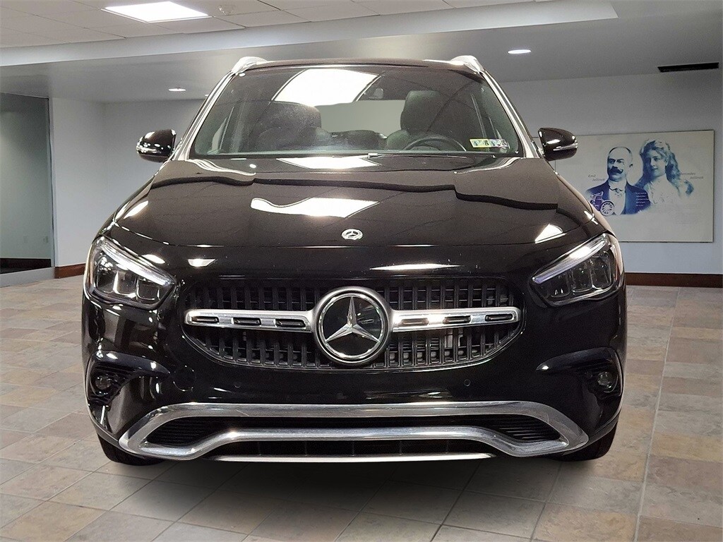 2025 Mercedes Benz GLA 250 4MATIC photo 2