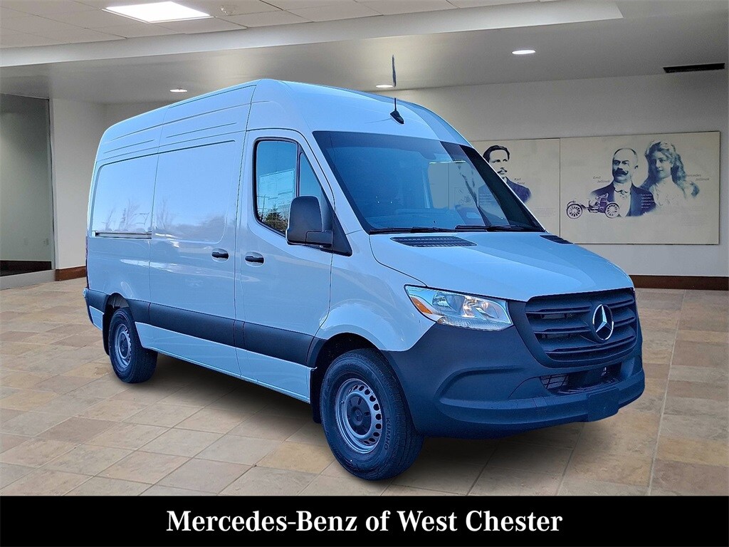 New 2026 Mercedes-Benz Sprinter 2500 Standard Roof 4-Cyl Diesel