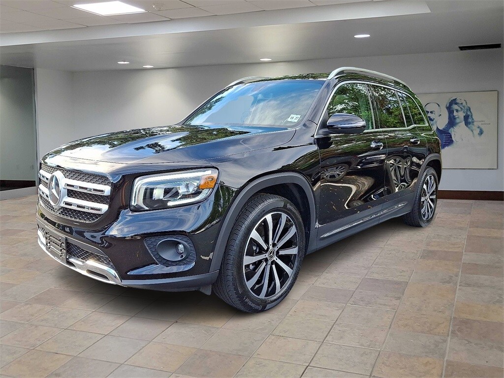 2022 Mercedes Benz GLB 250 photo 3