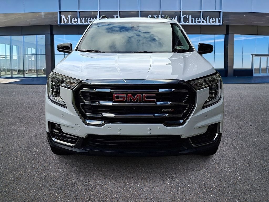 Used 2024 GMC Terrain AT4 SUV