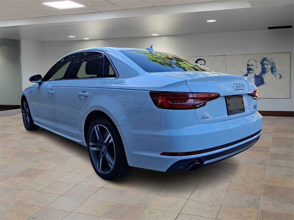 2018 Audi A4 2.0T Premium Plus Quattro photo 4