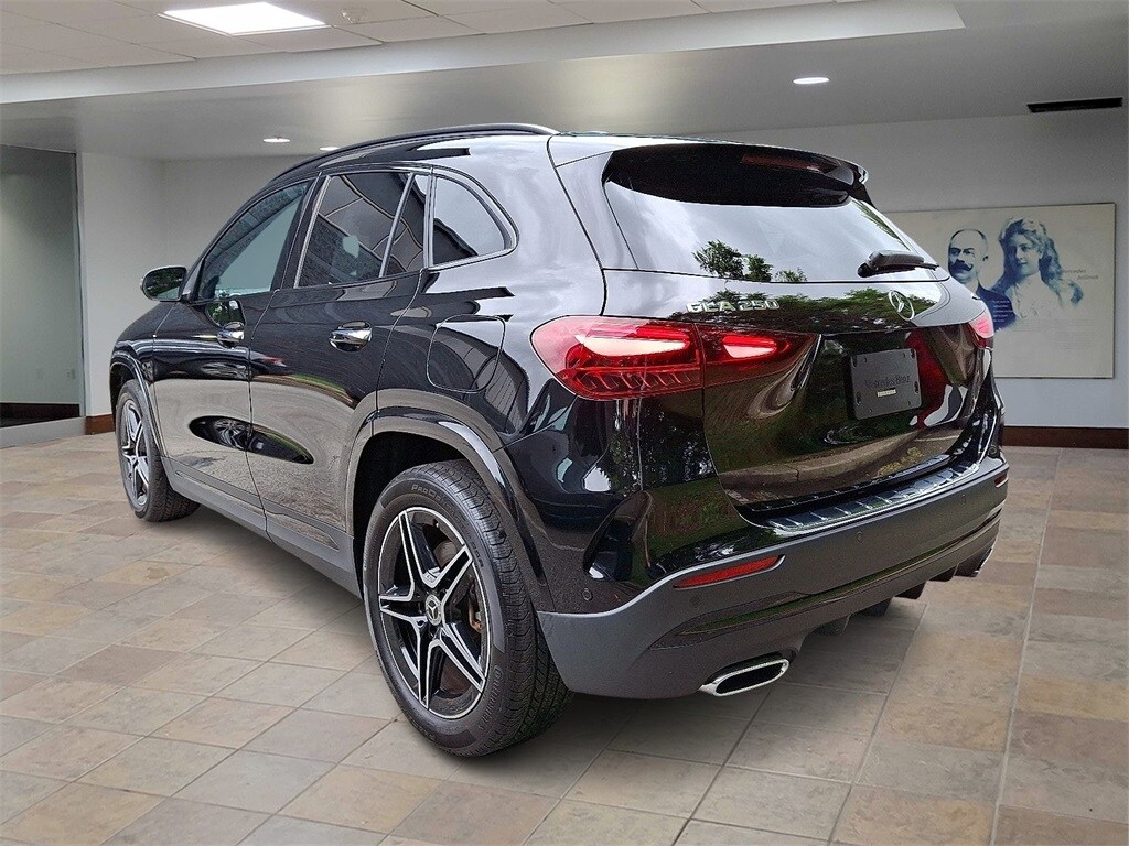 2025 Mercedes Benz GLA 250 4MATIC photo 4