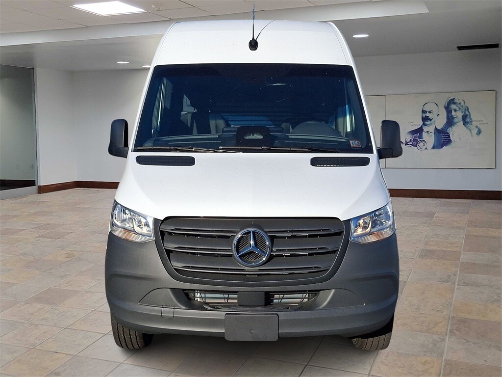 New 2025 Mercedes-Benz Sprinter 2500 Standard Roof 4-Cyl Diesel Van Cargo Van