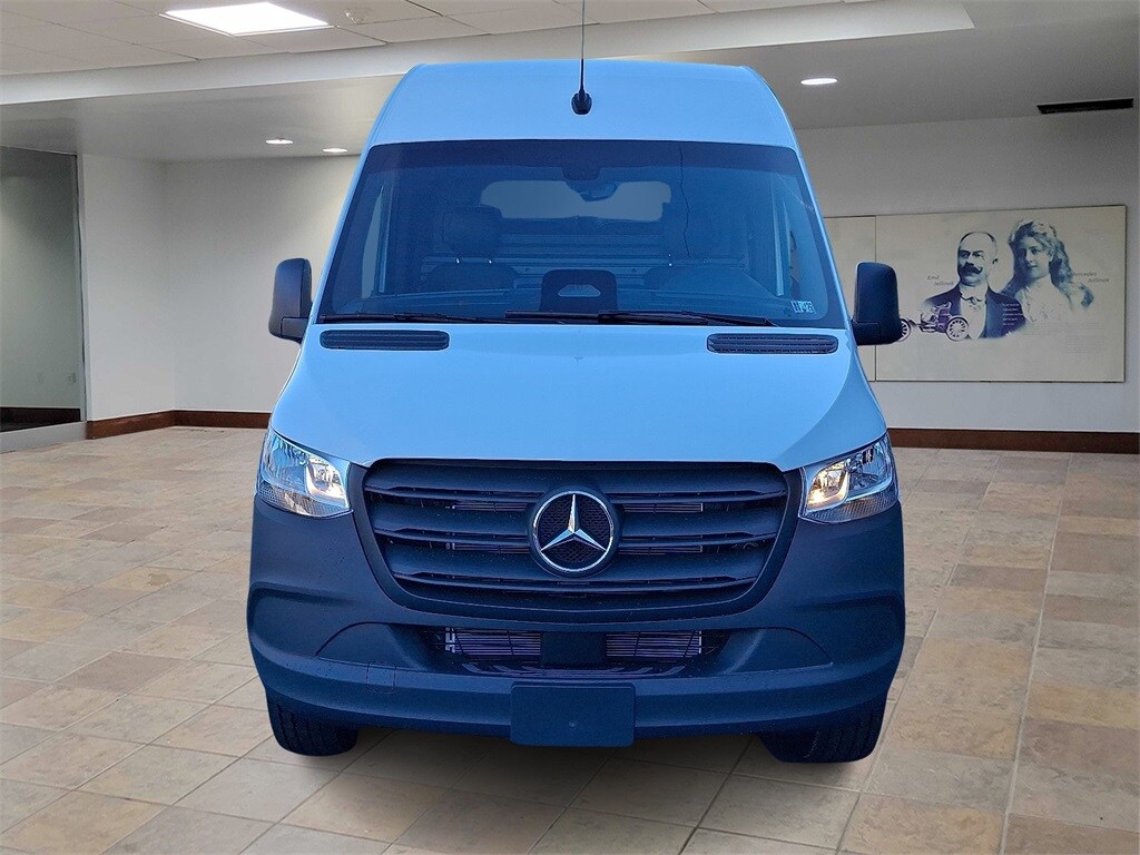 New 2026 Mercedes-Benz Sprinter 2500 Standard Roof 4-Cyl Diesel