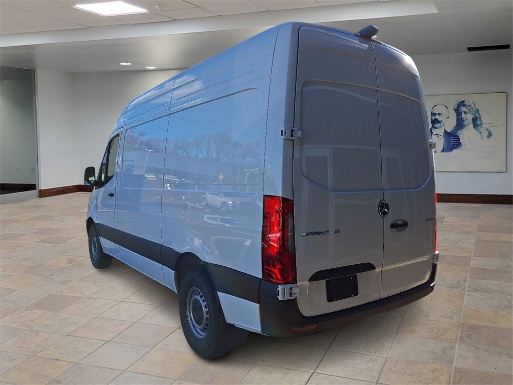New 2025 Mercedes-Benz Sprinter 2500 Standard Roof 4-Cyl Diesel HO Van Cargo Van