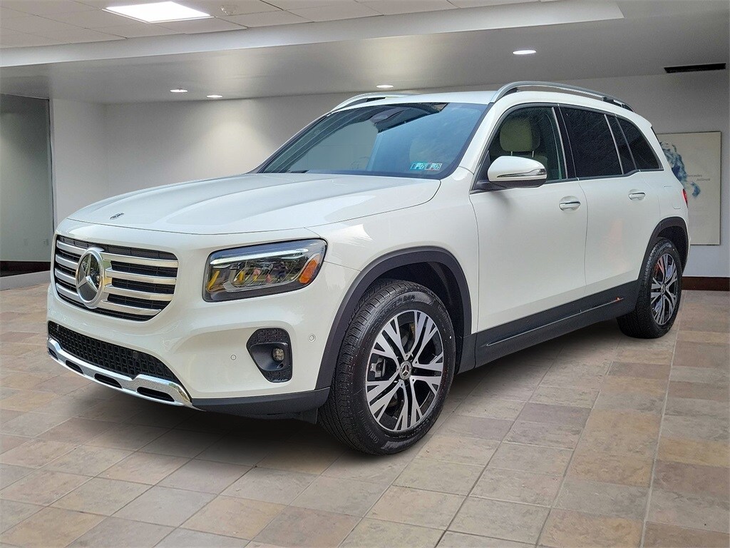 2024 Mercedes Benz GLB 250 photo 3