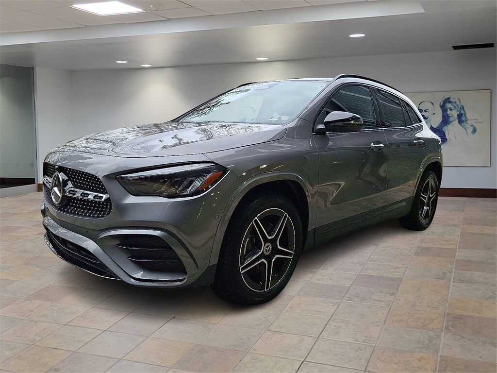 2025 Mercedes Benz GLA 250 4MATIC photo 3