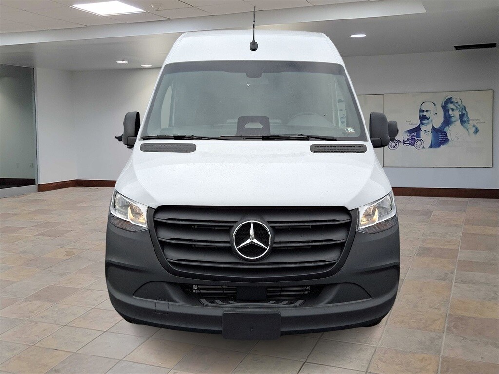 New 2025 Mercedes-Benz Sprinter 2500 Standard Roof 4-Cyl Diesel HO Van Cargo Van
