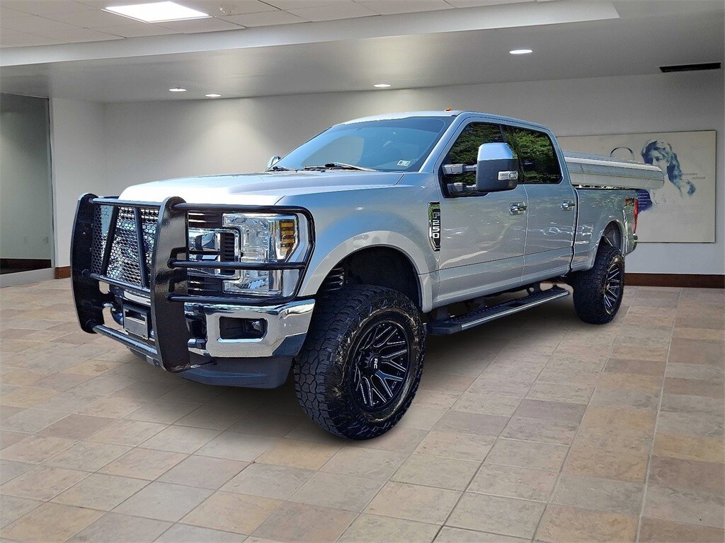 2018 Ford F-250 XLT photo 3