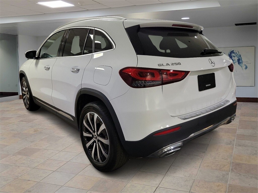 2021 Mercedes Benz GLA 250 photo 4