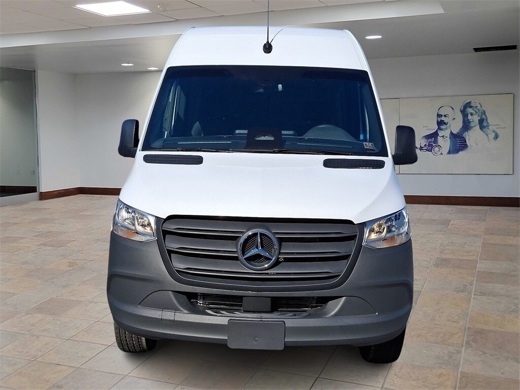 New 2025 Mercedes-Benz Sprinter 2500 Standard Roof 4-Cyl Diesel HO Van Cargo Van