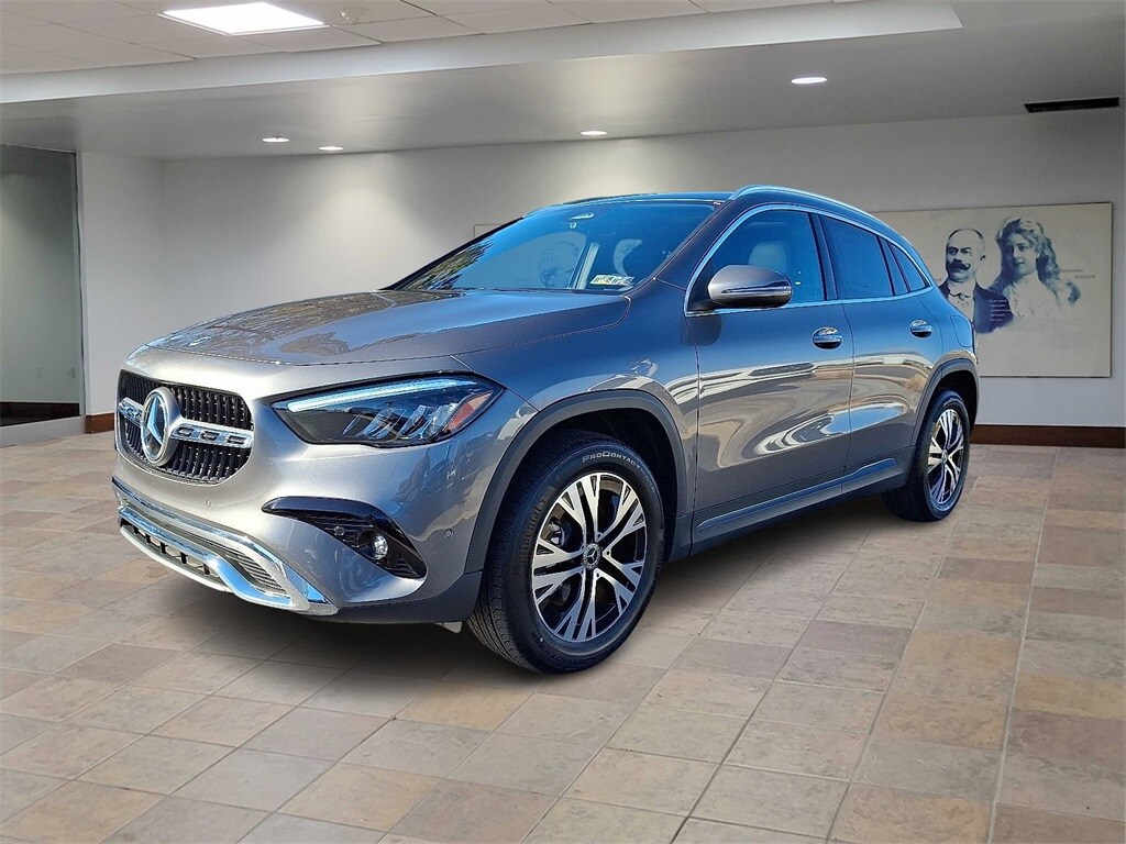 2025 Mercedes Benz GLA 250 4MATIC photo 3