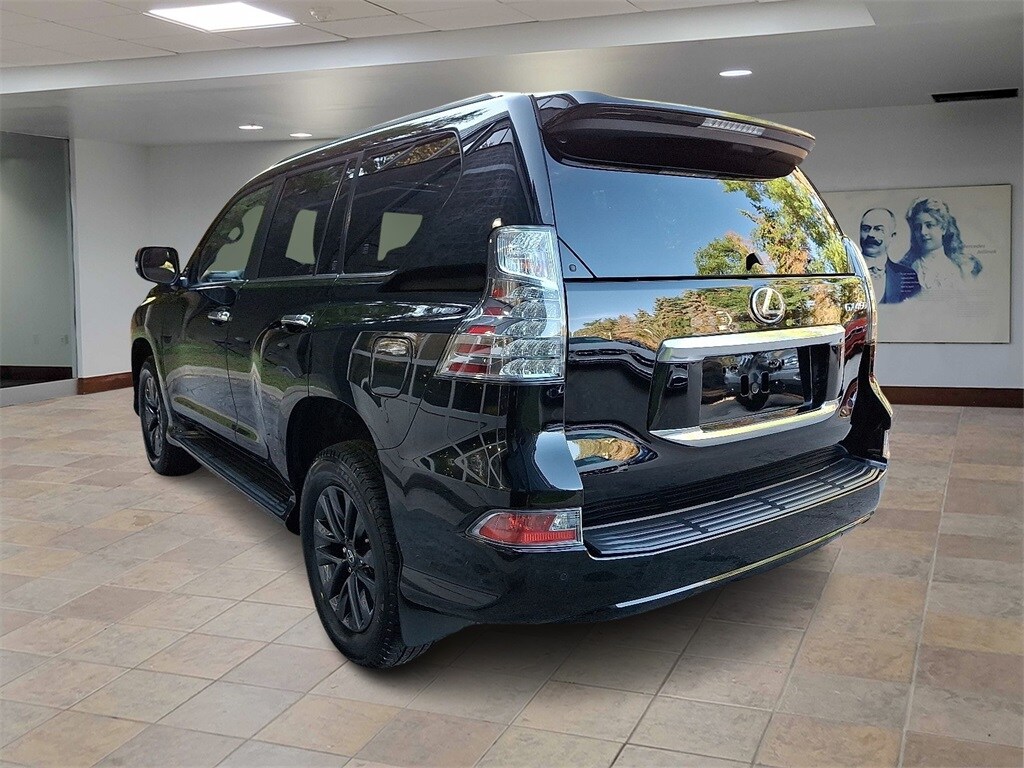 2023 Lexus GX 460 Premium photo 3