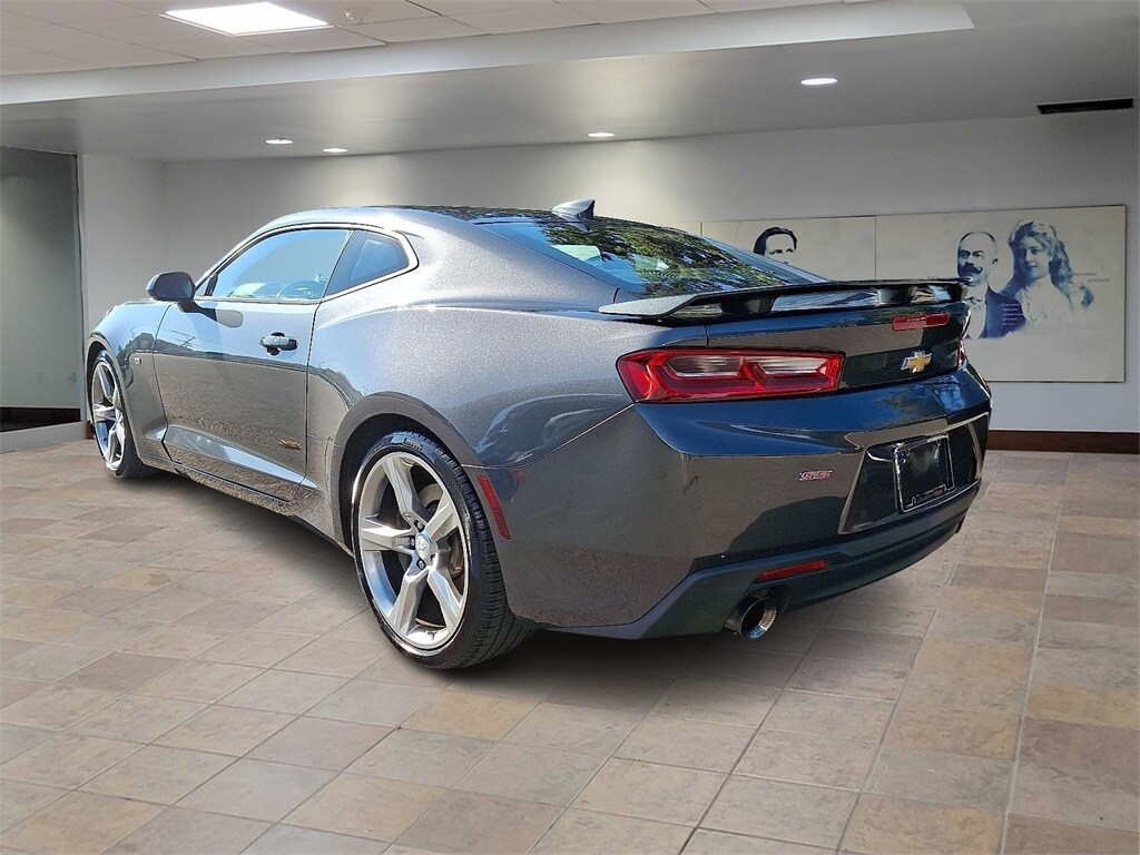 2018 Chevrolet Camaro SS Coupe photo 4