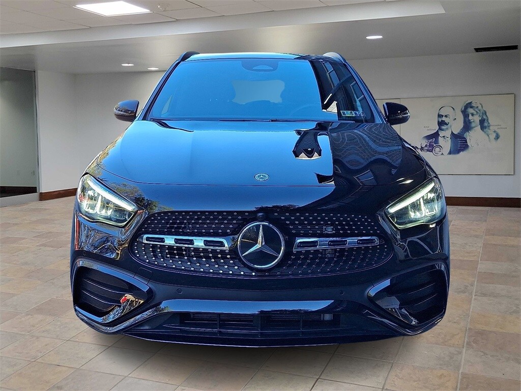 2025 Mercedes Benz GLA 250 4MATIC photo 2