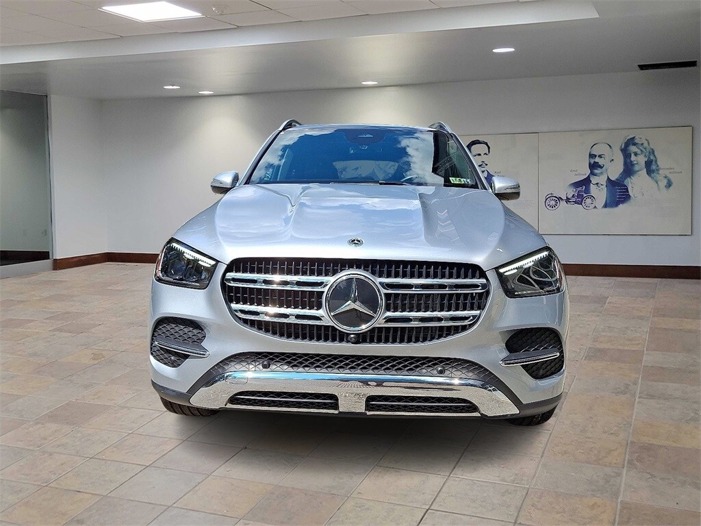 2025 Mercedes Benz GLE 350 4MATIC photo 2