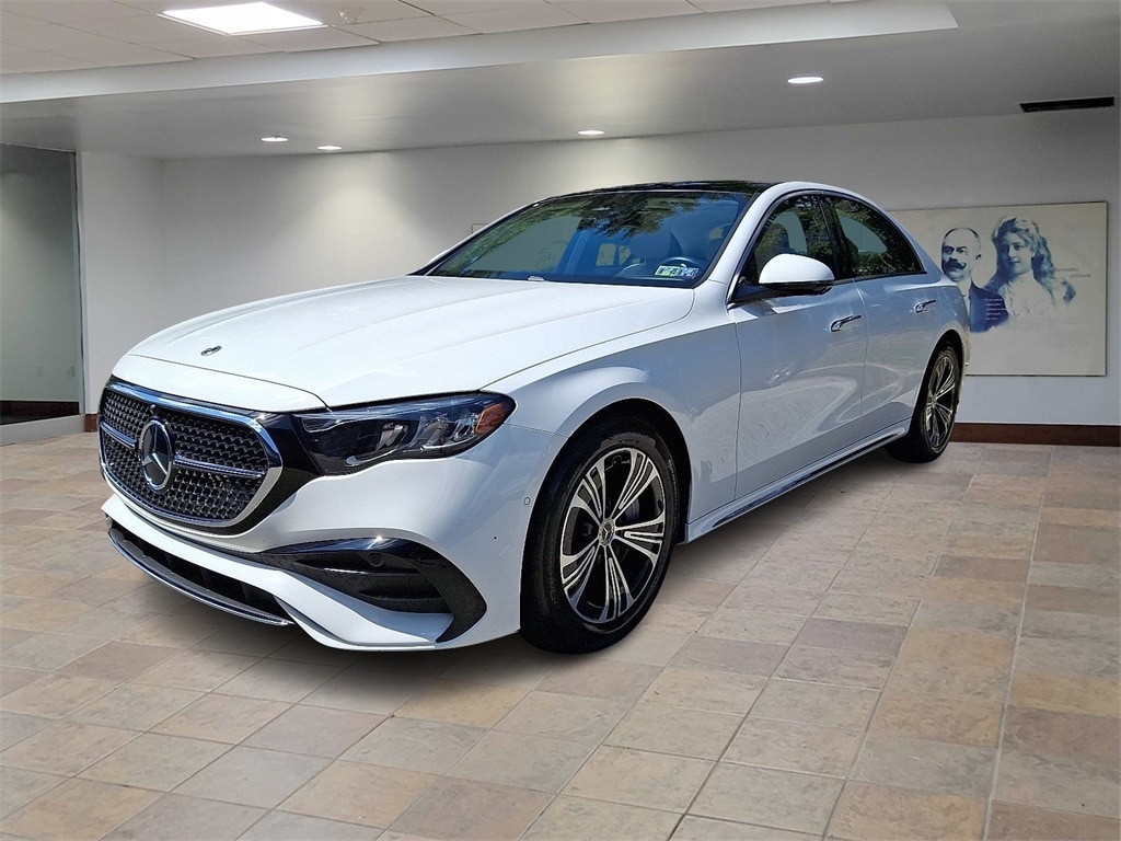 2025 Mercedes Benz E 450 4MATIC Sedan photo 3